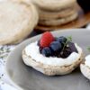 Crumpet with Cottage Cheese and Extra Blackberry Chia Fruit Spreed